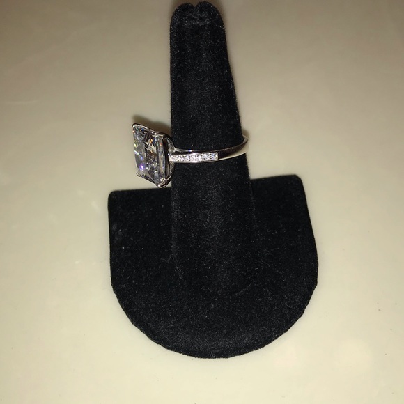9.52ct Princess Cut Ring - Picture 6 of 17